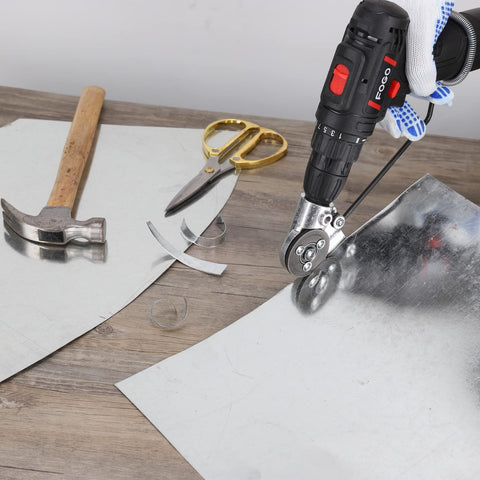 Dirnatel sheet metal knife cutting aluminum sheets smoothly