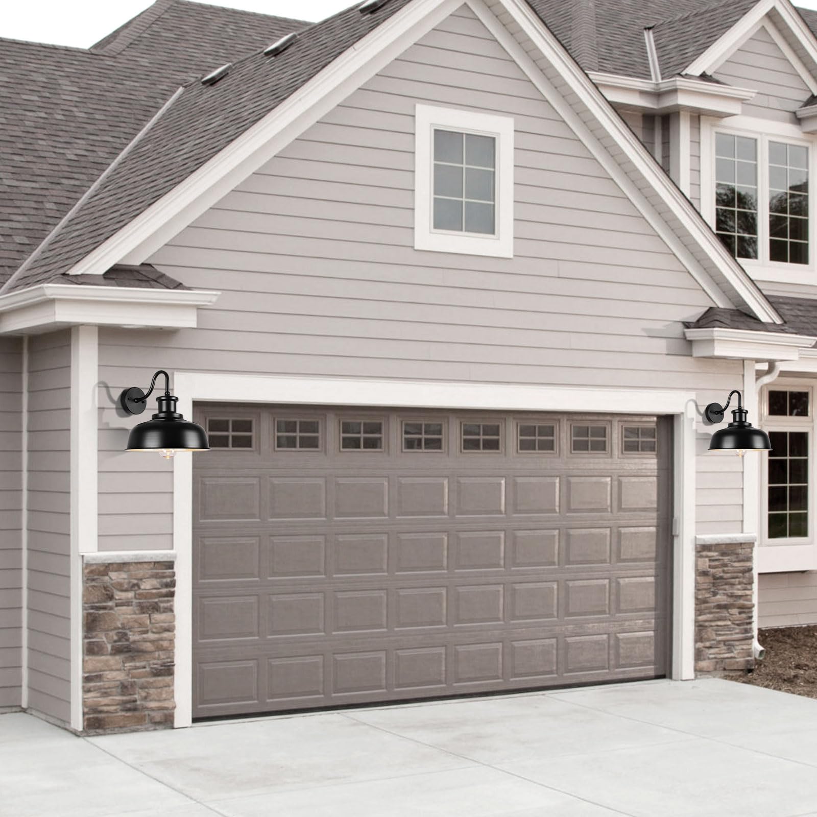 Diyel solar barn light suitable for garages, barns, and sheds.