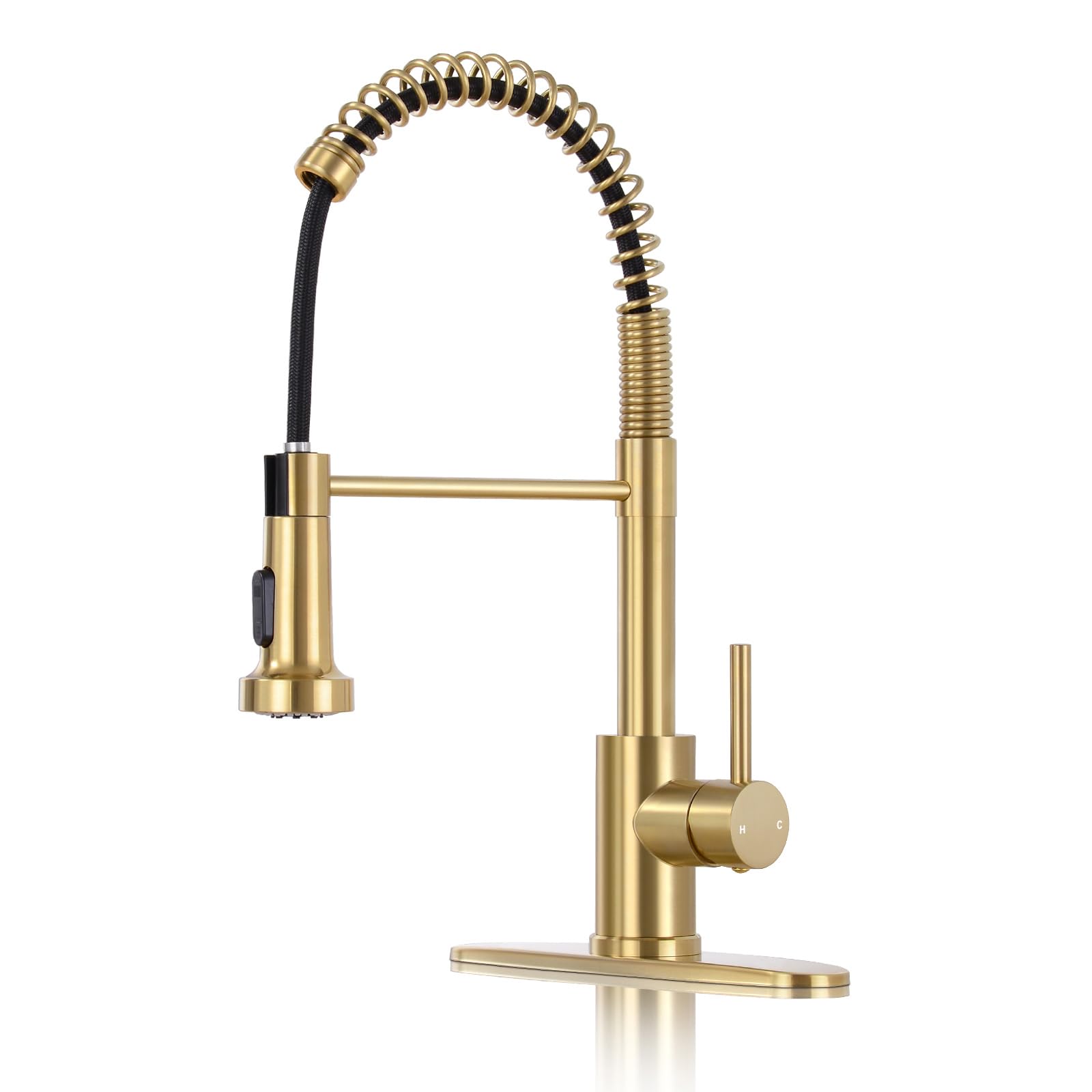DJS kitchen faucet with pull-down spray in brushed gold for flexible cleaning