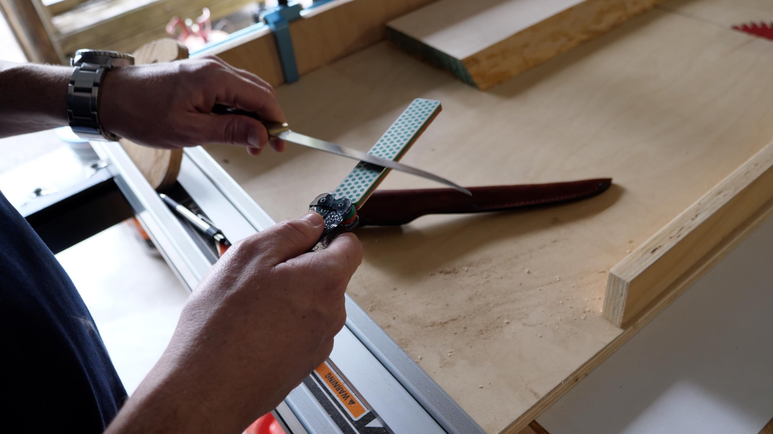 DMT Diafold dual-diamond surfaces with four grit options