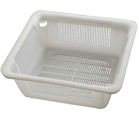 Close-up of Drain-Net basket slots for maximum water flow.