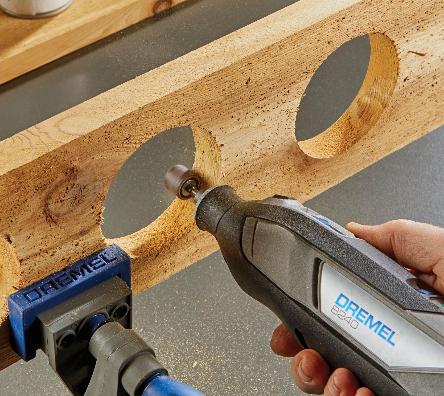Dremel 8240-5 five included accessories add versatile capabilities.