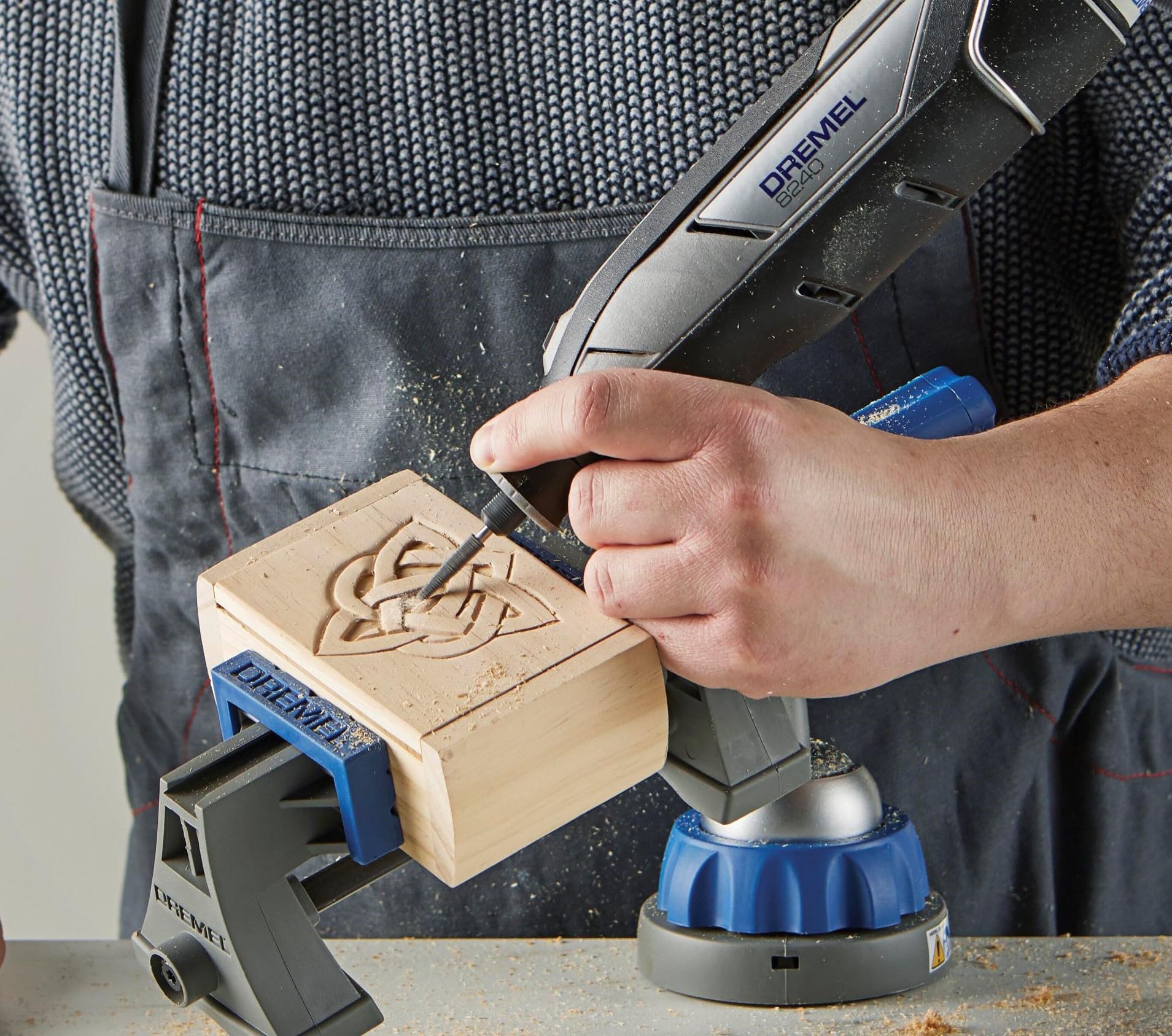 Dremel 8240-5 wrench-free accessory changes with EZ Twist nose cap.