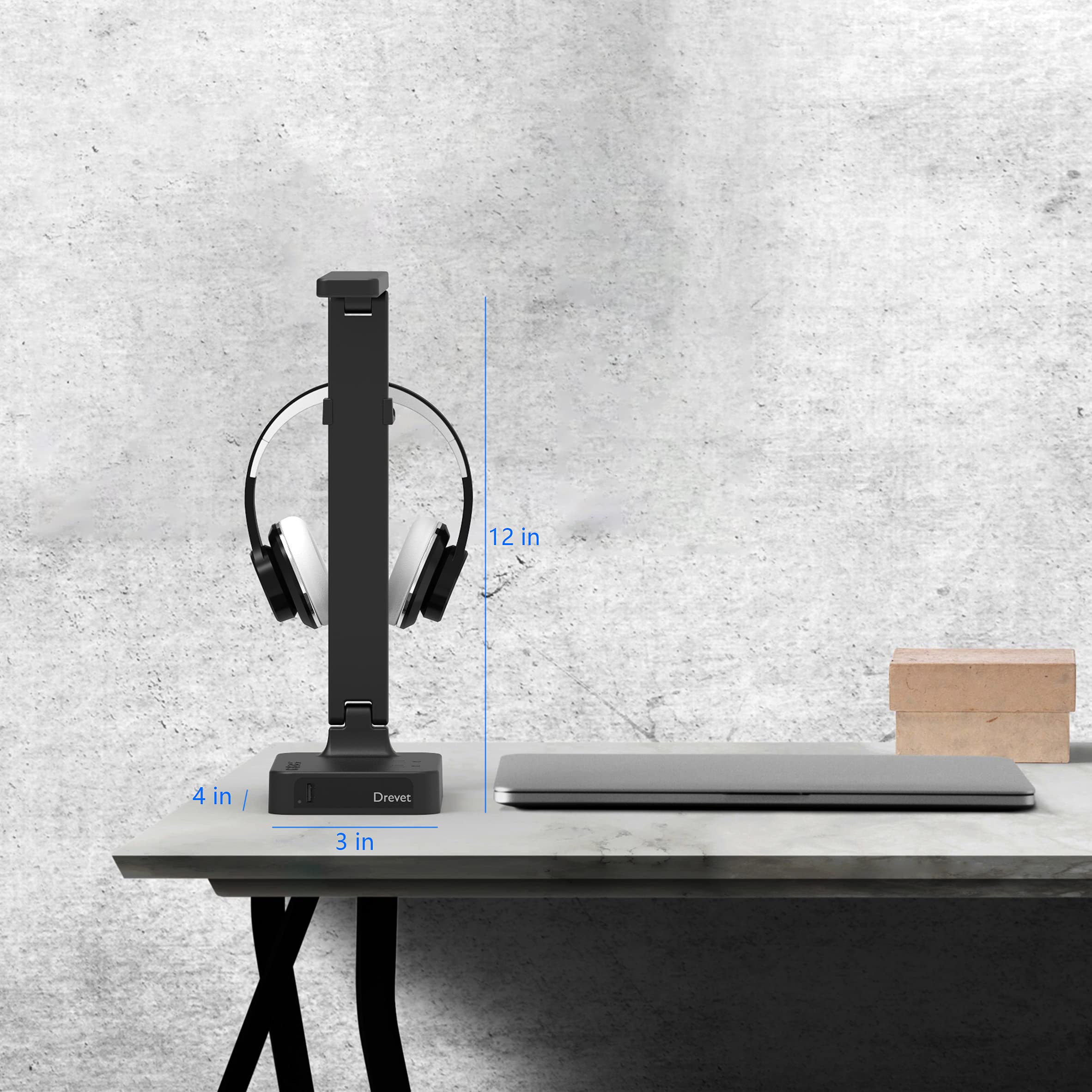 Drevet lamp 60-minute timer enables focused sessions.