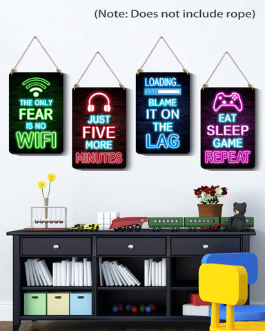 Drsoum signs with pre-drilled holes enable quick, secure hanging