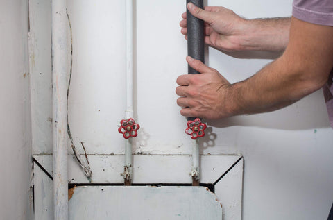 Duck Brand pipe sticks show use on hot and cold plumbing lines