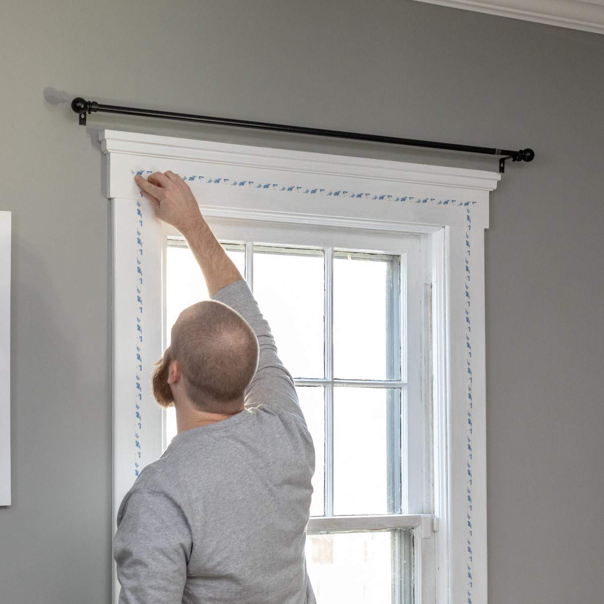 Duck Brand Box demonstrates kit capacity to insulate five standard windows