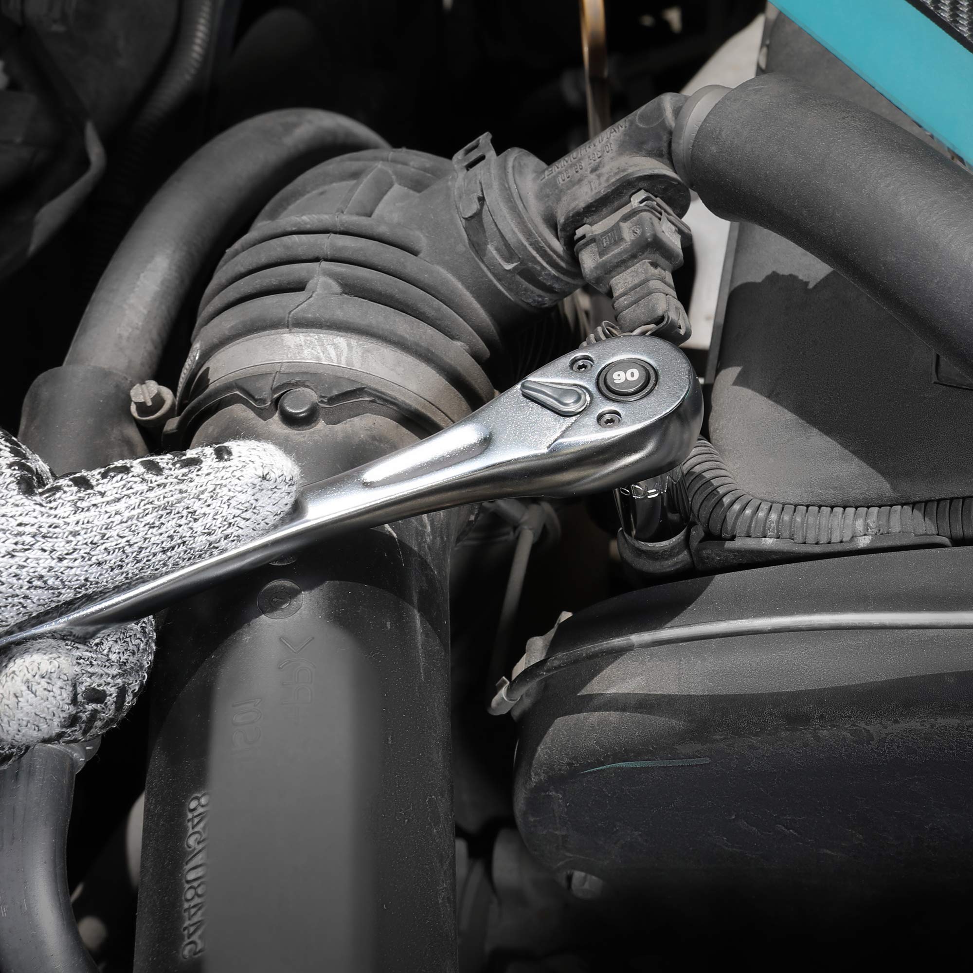DURATECH 3/8 inch drive ratchet handle in use demonstrating quick fastener changes