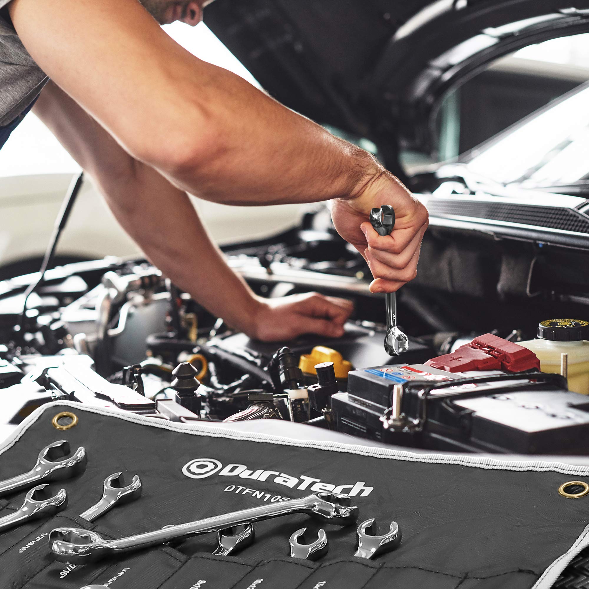 DURATECH organized set supports easy storage and transport.