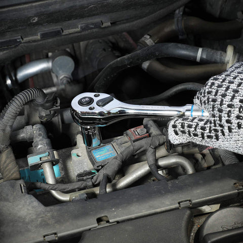 DURATECH ergonomic handle reduces fatigue during long maintenance sessions.