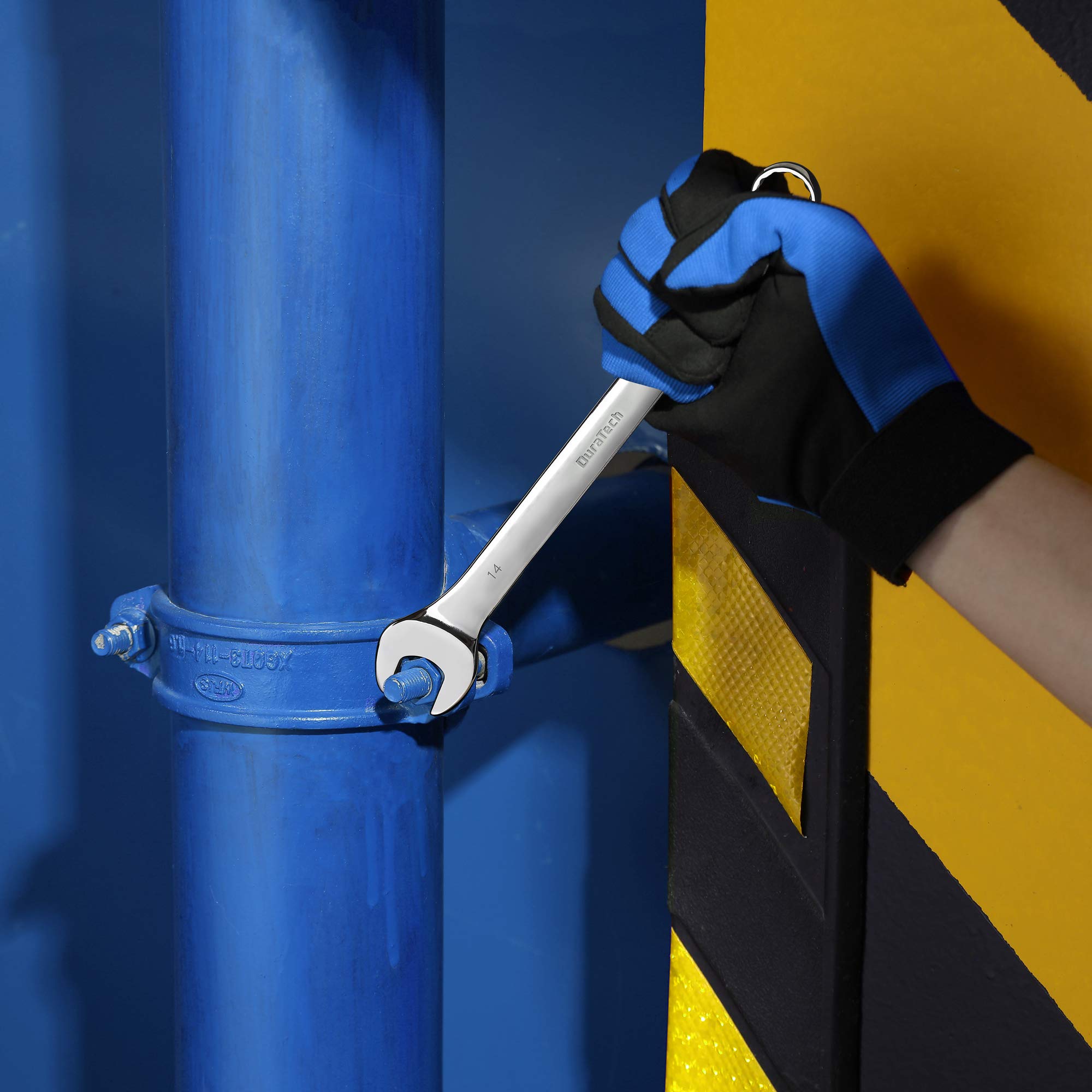 DURATECH tool roll keeps wrenches organized and portable.