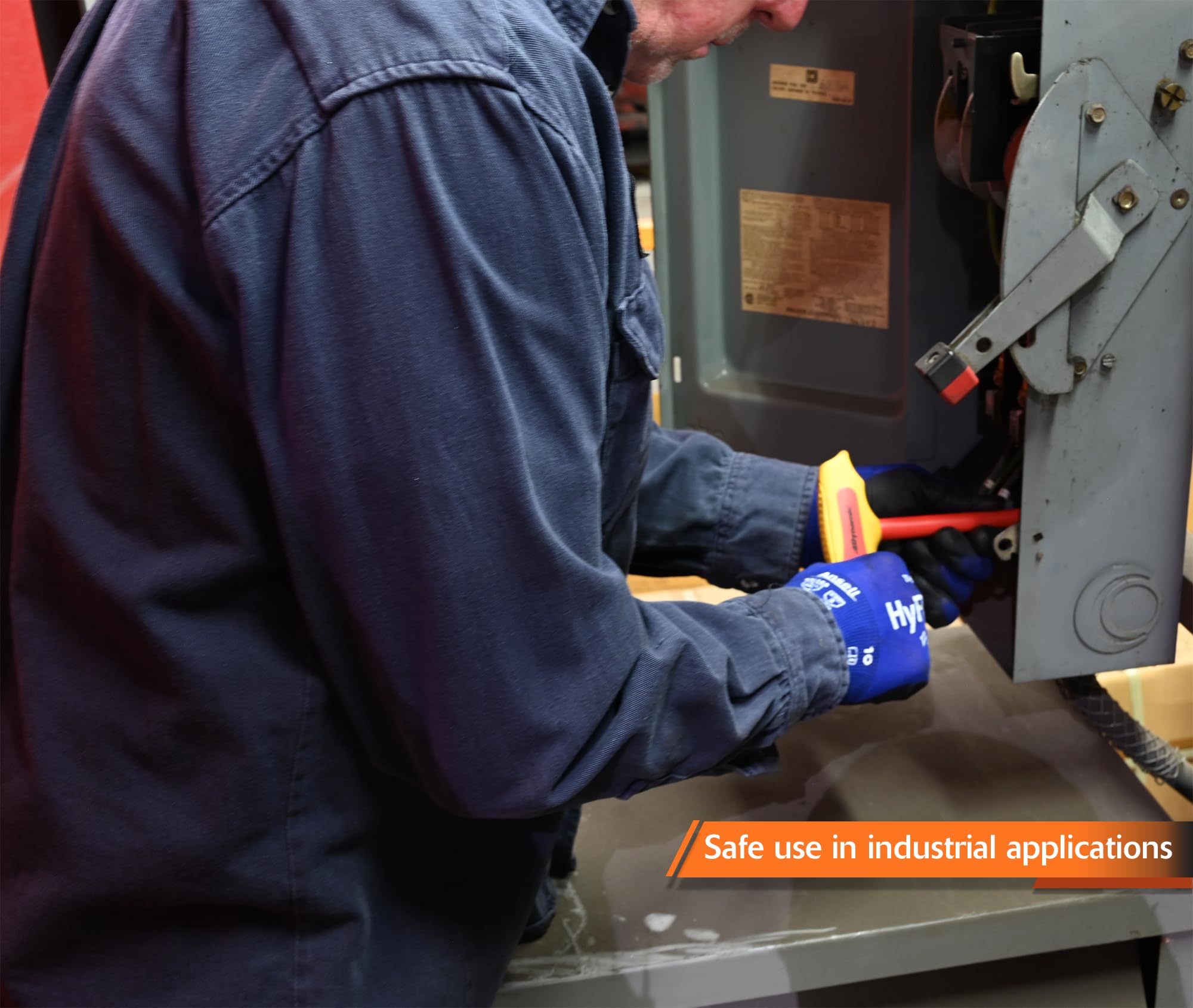 Dynamic Tools 1,000V certification label confirms suitability for electrical work