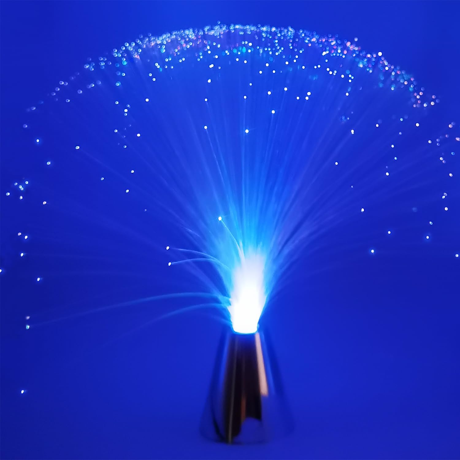 EA outdoor fibre optic lamp adds sparkle to outdoor parties