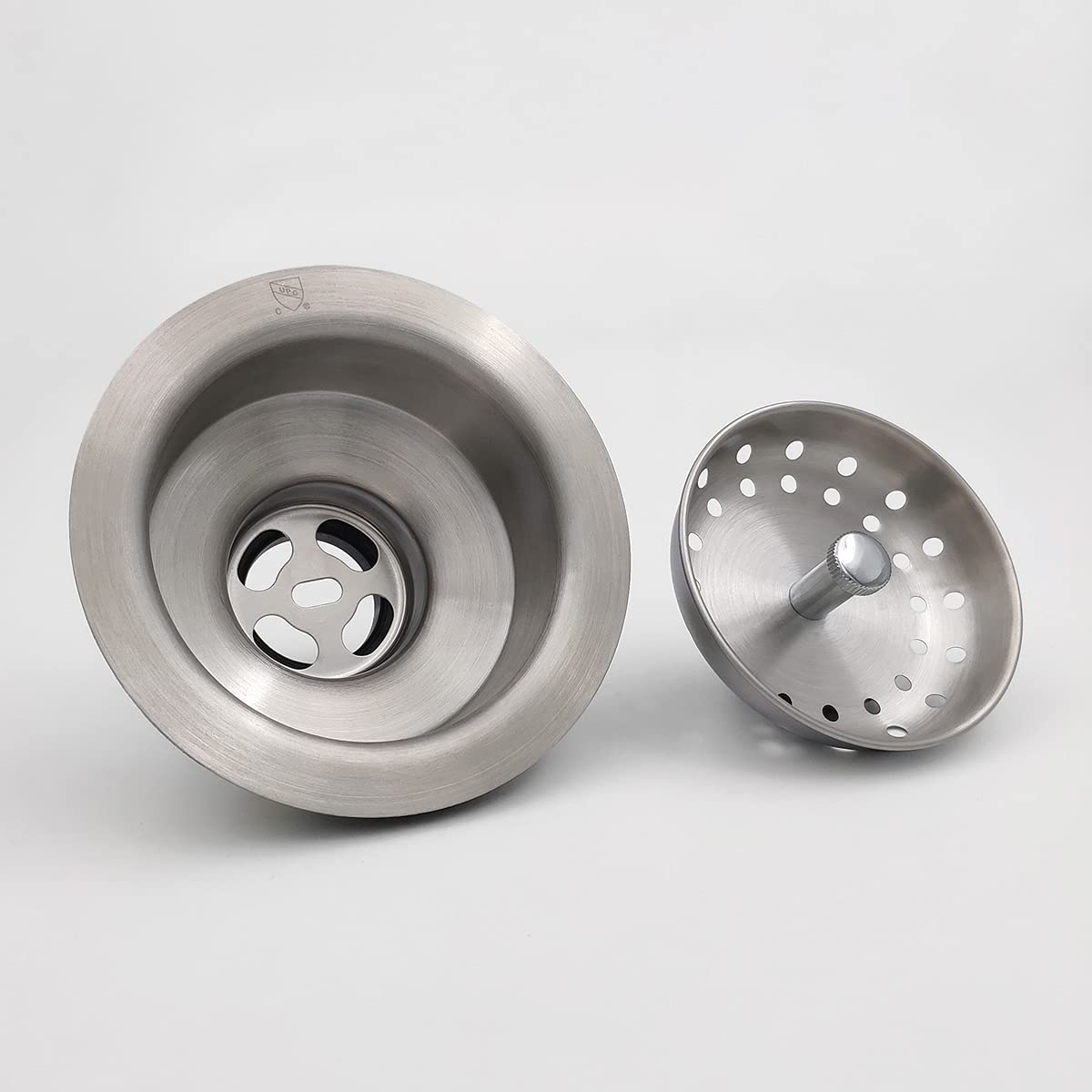 EADOT 304 stainless steel drain cover resists rust in busy kitchens