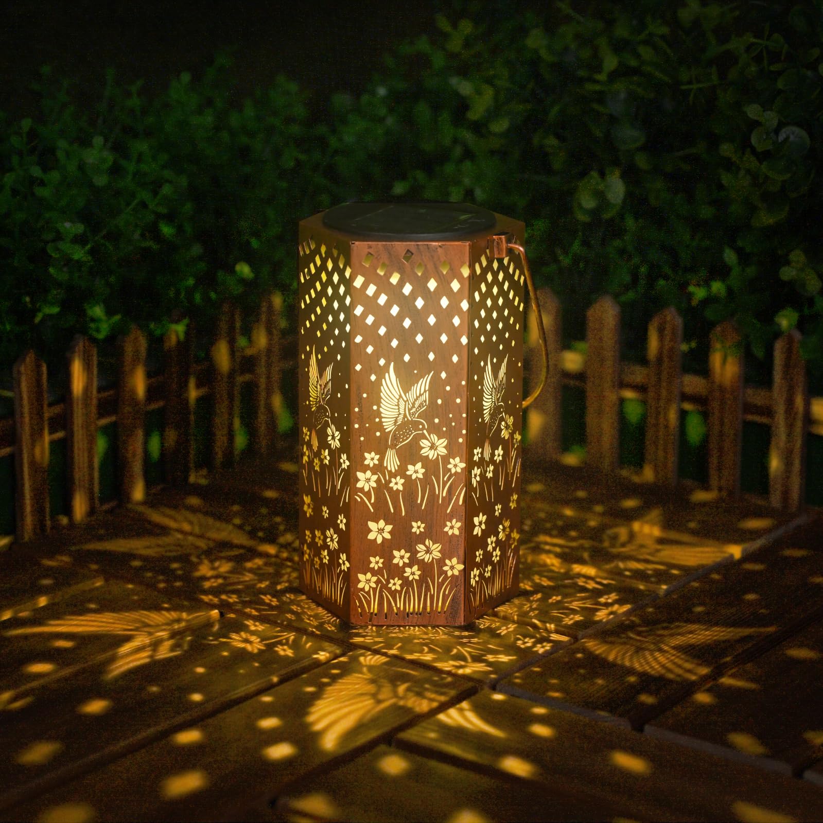 Eandisom porch lantern requires no wiring for easy setup