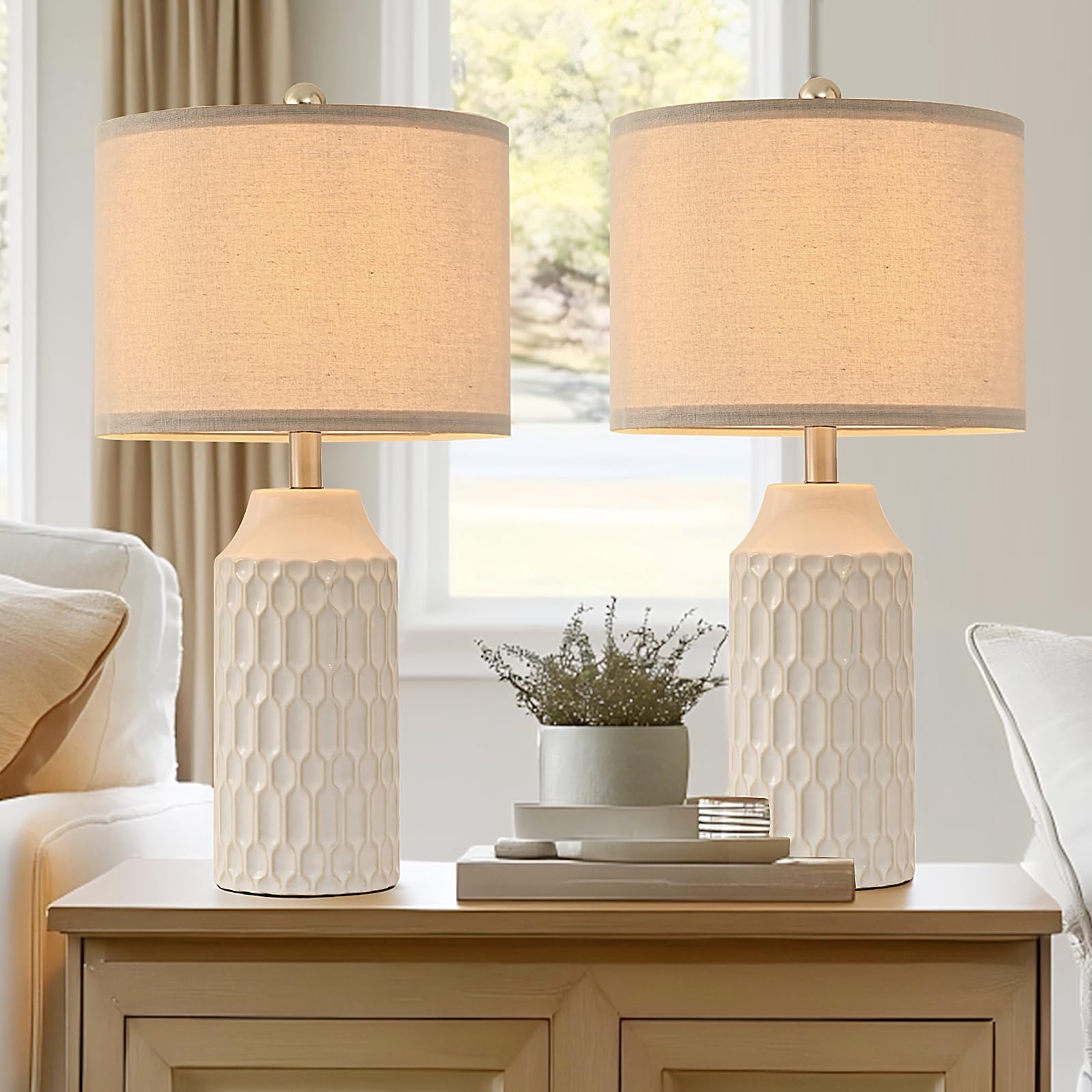 Easebri 22in modern ceramic table lamp base for a living room with a sleek silhouette.