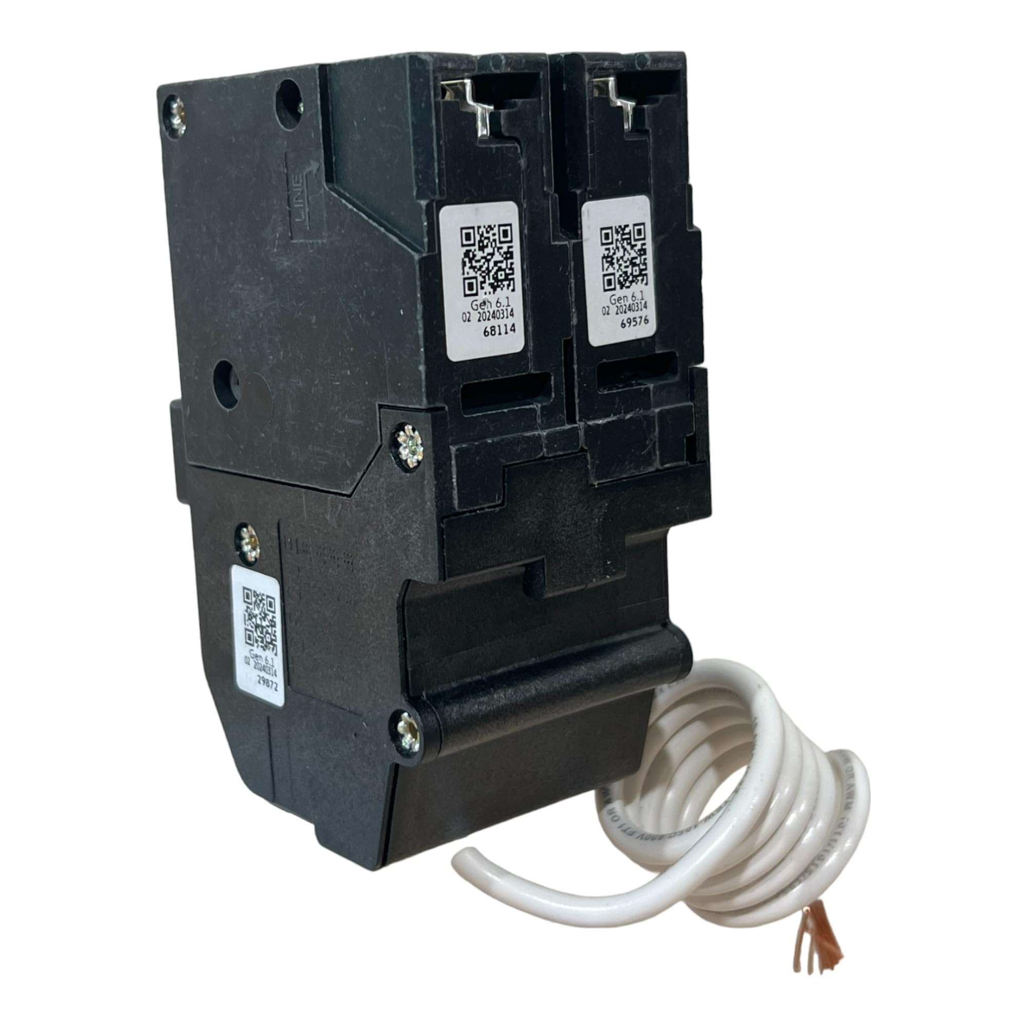 Eaton BRN240GF label detail indicating rating and safety features.