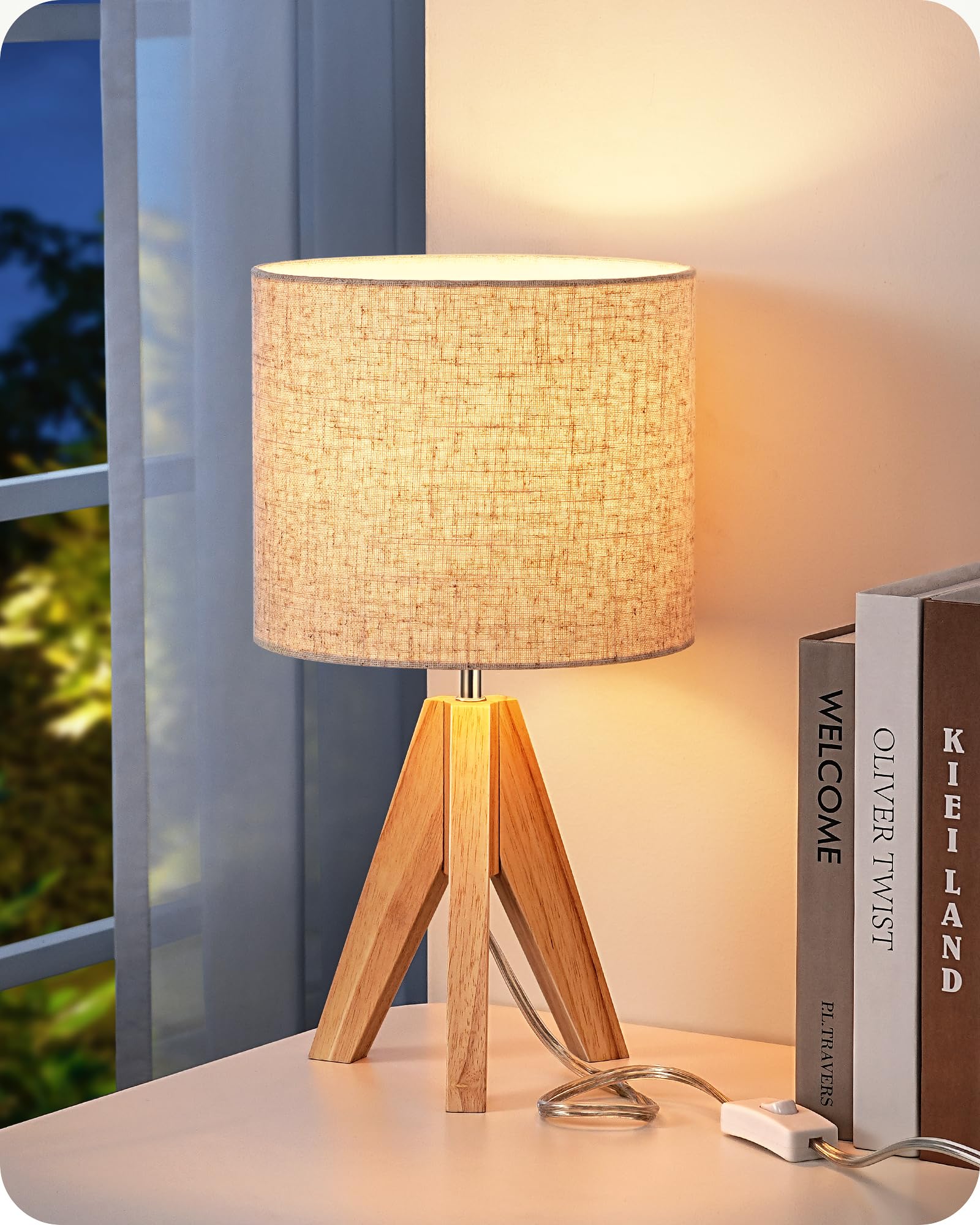 EDISHINE small table lamp with wood tripod base creates a warm, modern ambiance.