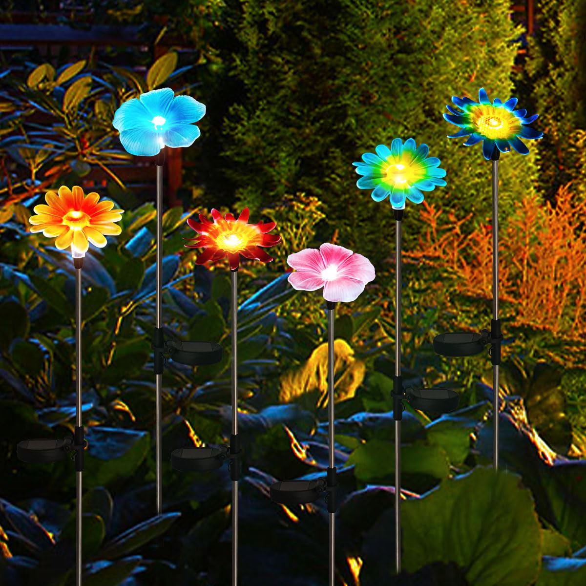 EiGreen night-illumination stake light provides gentle glow for evenings outside