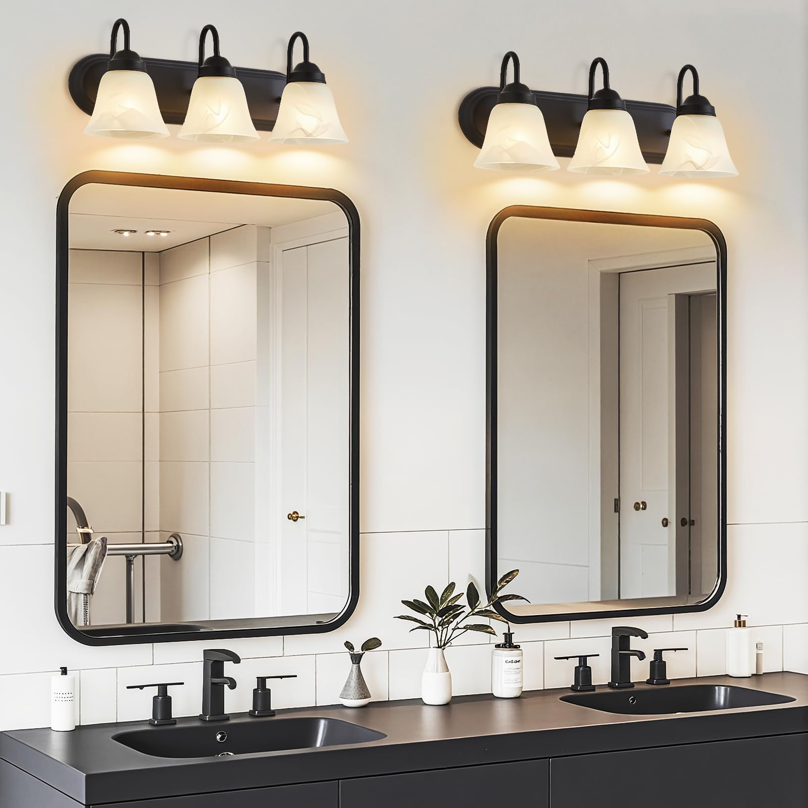 EJIAXIN over-mirror lighting suits mirror cabinets, entryways, and dressing tables.