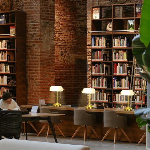 EJIAXIN pull chain desk lamp for easy on/off control