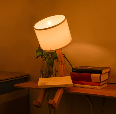 ELINKUME robot lamp shows adjustable arms for flexible desk decor