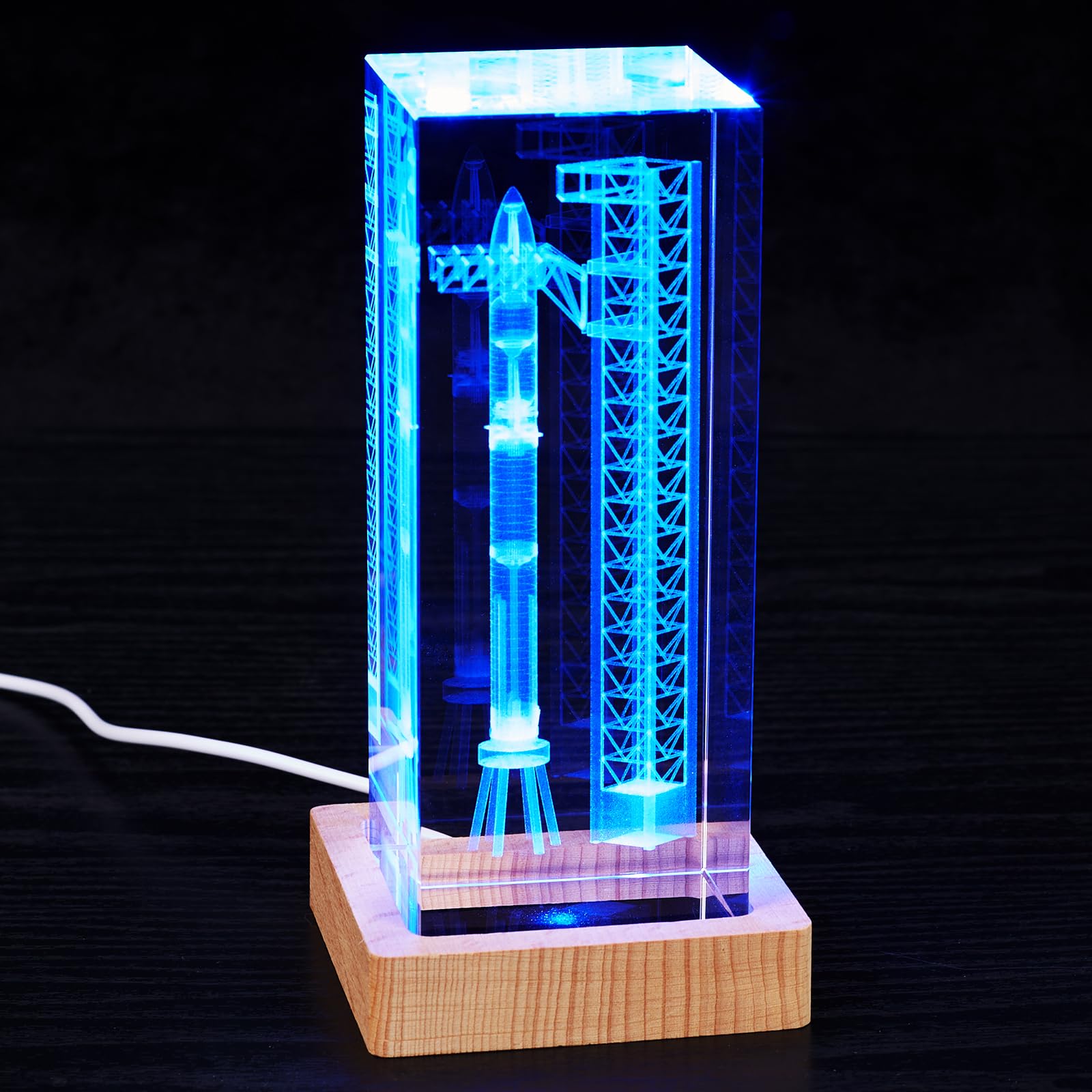 Gift-ready SpaceX Starship crystal lamp ideal for fans and collectors.