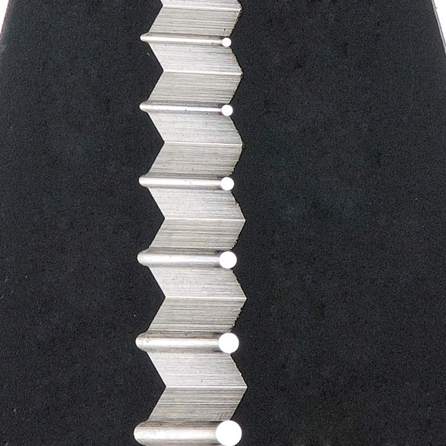 ENGINEER PA-07 spring-loaded handles ease operation and reduce hand fatigue.