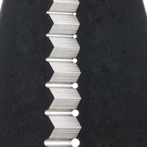 ENGINEER PA-07 spring-loaded handles ease operation and reduce hand fatigue.