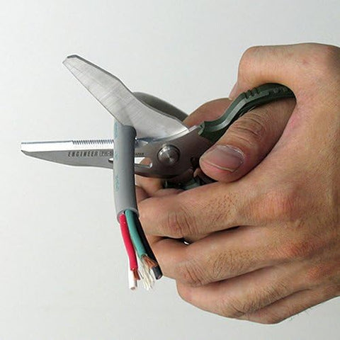 ENGINEER PH-55 safety box opener on blade edge.