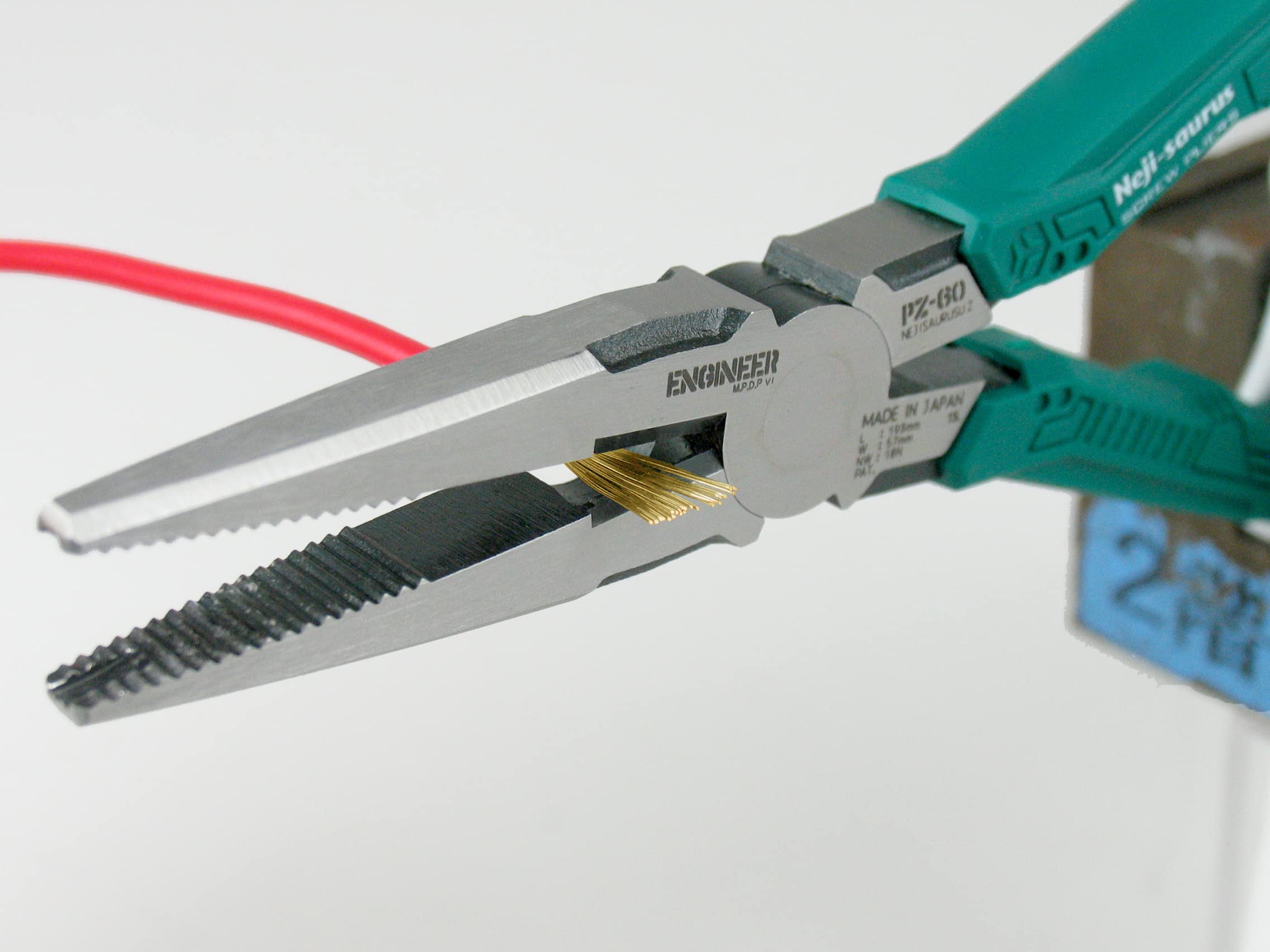 ENGINEER PZ-60 deep-reach tip accessing tight areas
