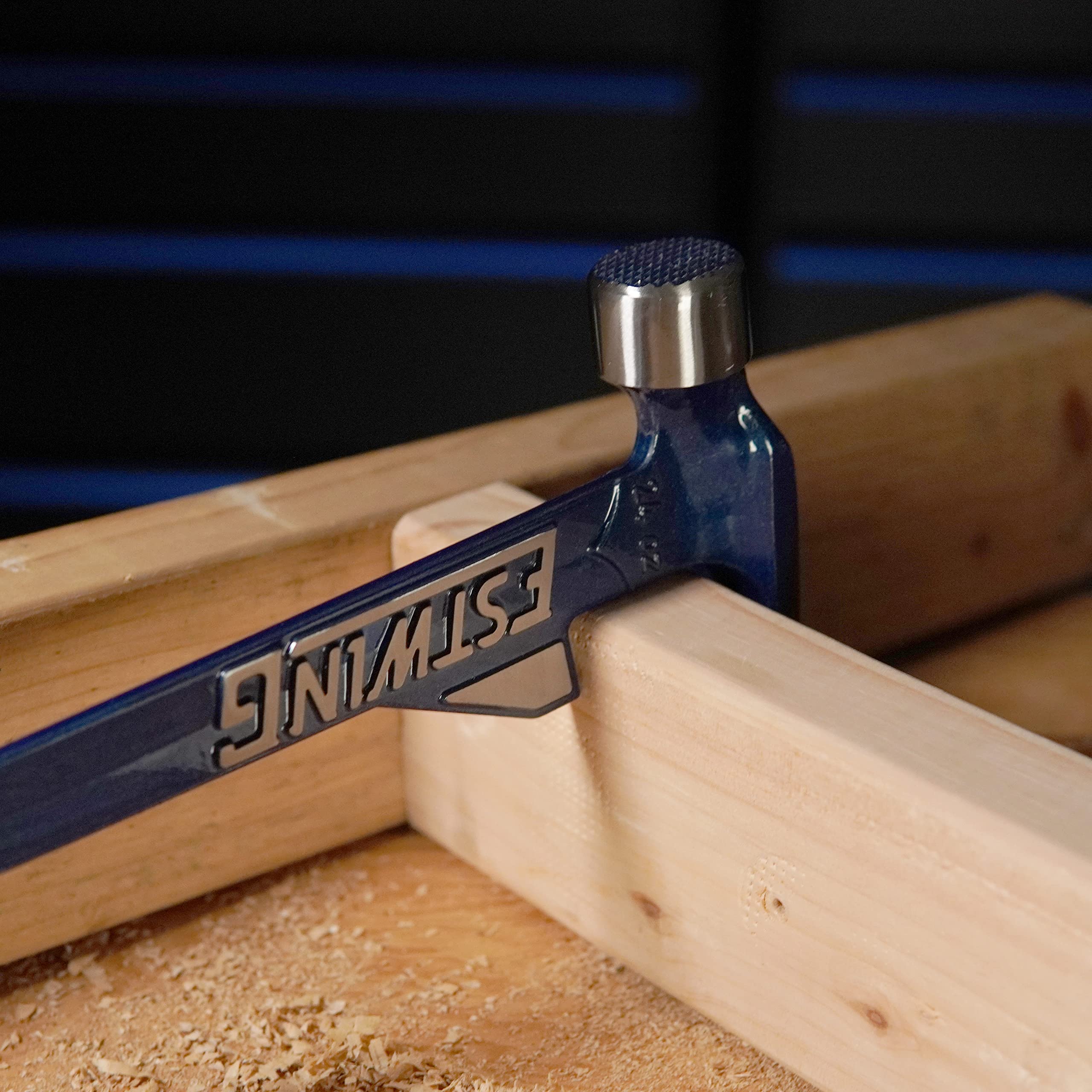Estwing Hammertooth hammer long handle adds reach and leverage for power