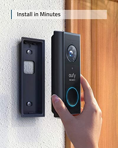 eufy S220 real-time notifications help you react quickly.