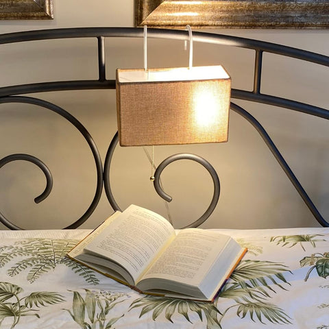 Evelots two size hooks included for easy headboard mounting.