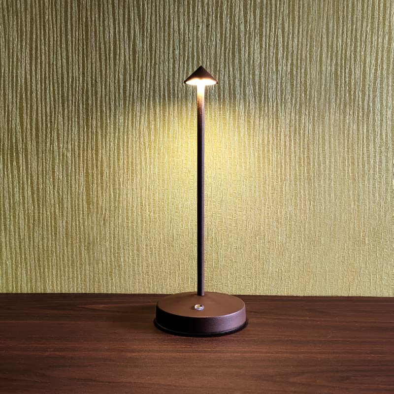 eypid IP54-rated lamp ideal for outdoor dinners and rainy patios