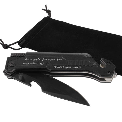 Fanfoobi knife measures 8 inches overall with a 4.5 inch wood handle.