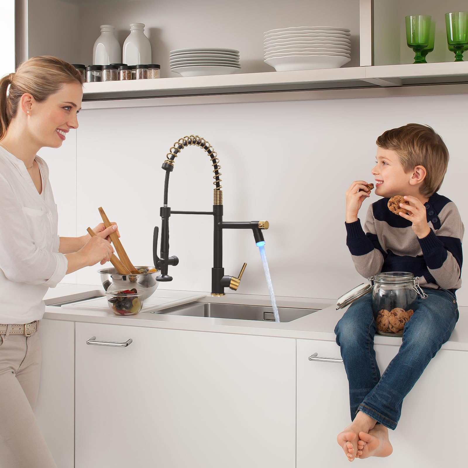 Fapully pot-filler feature in action supports filling large pots