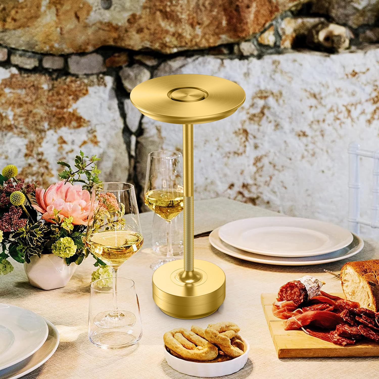 FDIDC gold lamp with diamond-stem detail, premium design and non-slip stability.