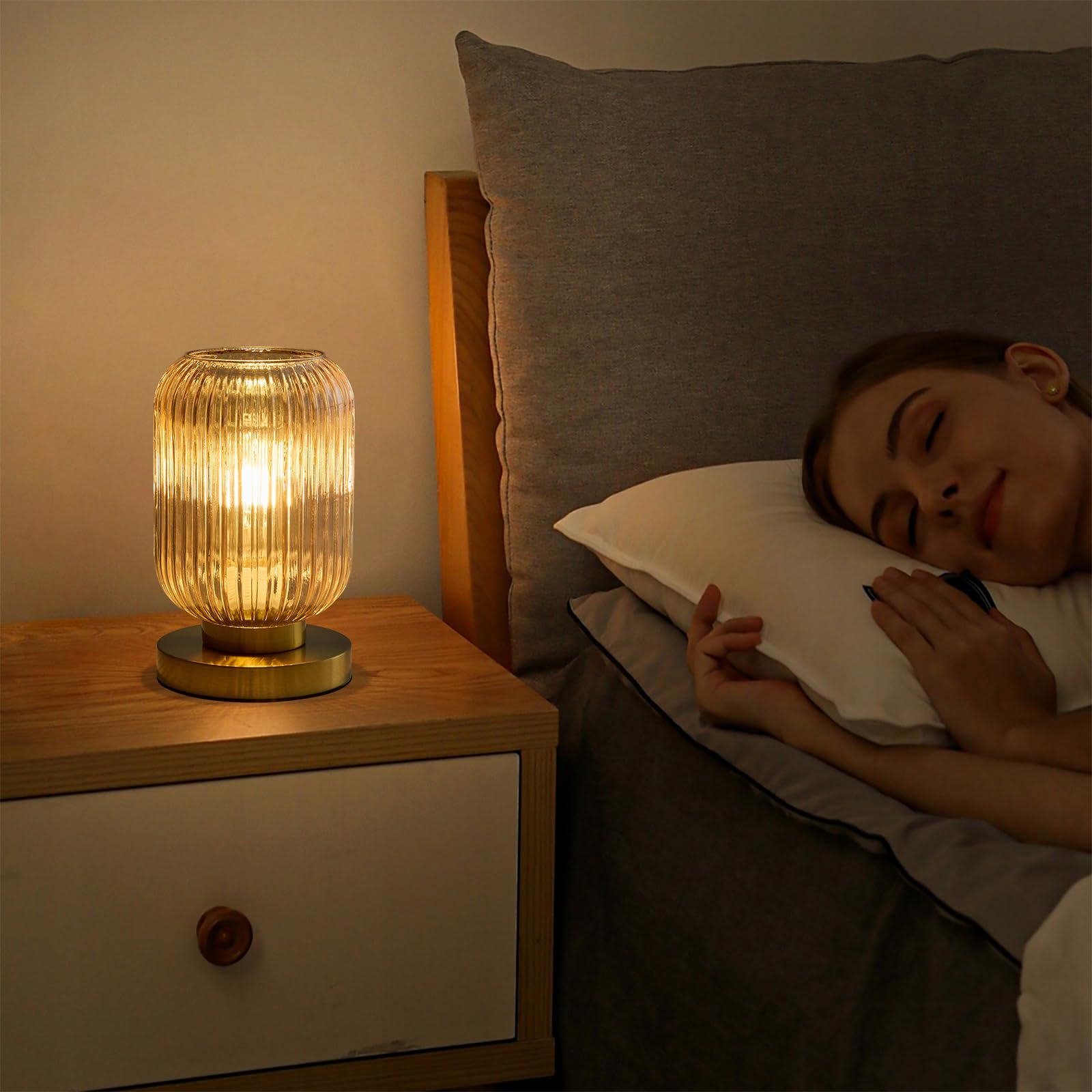 Feasey amber pumpkin design brings retro-modern flair to bedrooms.