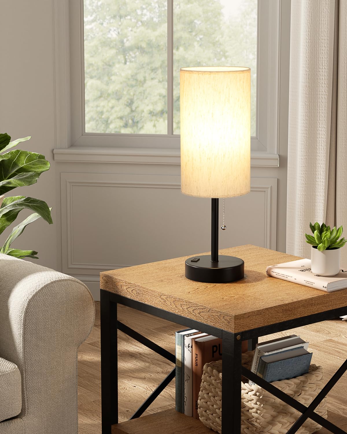 Fenmzee Plus compact nightstand lamp fits small spaces elegantly