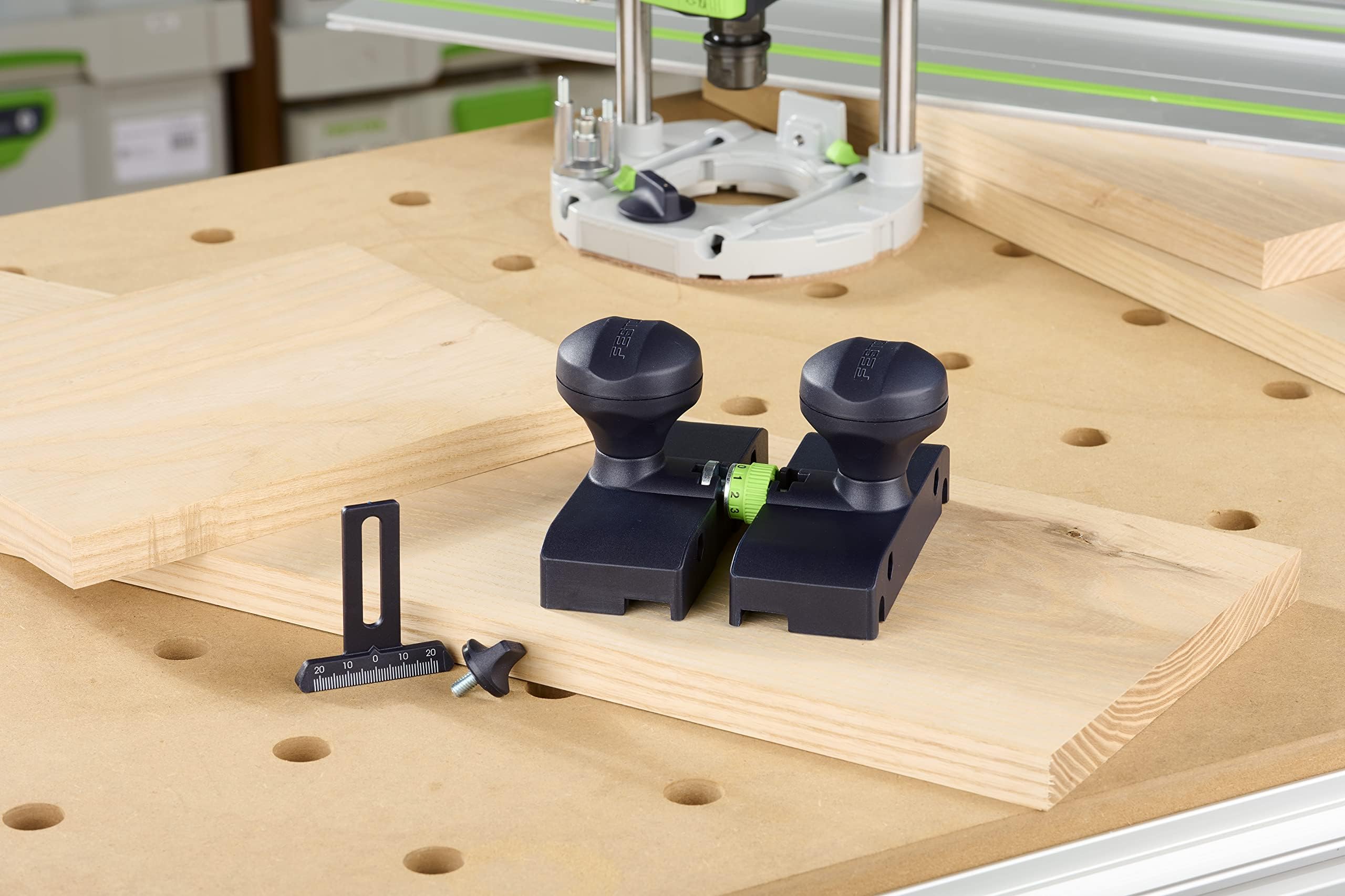 Festool guide stop quick-attach rods for fast setup.
