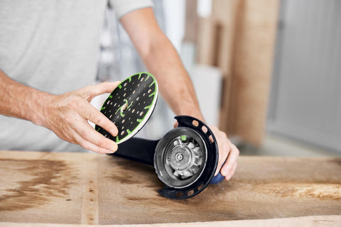 Festool RO 150 FEQ sanding pad: universal compatibility on flat and curved surfaces
