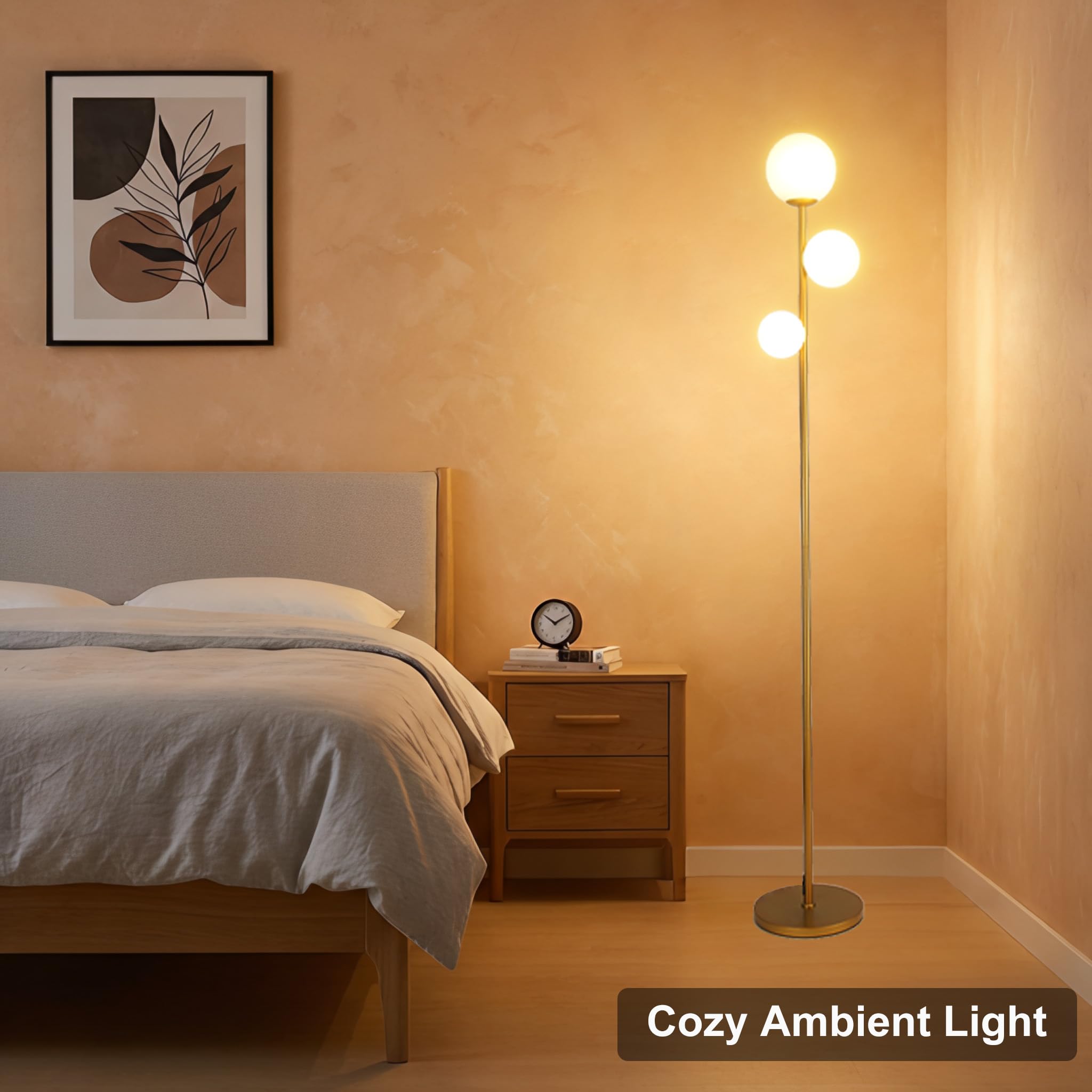 Fiqevs three included warm bulbs enable immediate comfortable lighting.
