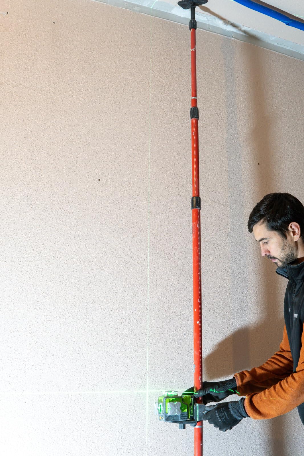 Firecore ball joint allows safe floor-to-ceiling placement during setup.