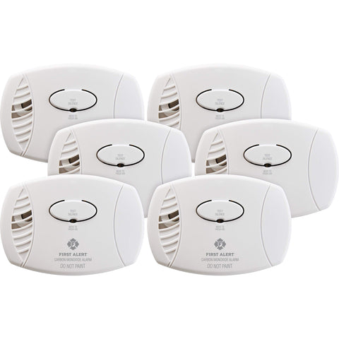 First Alert CO400 detector pack front view for reliable monitoring on every home level.