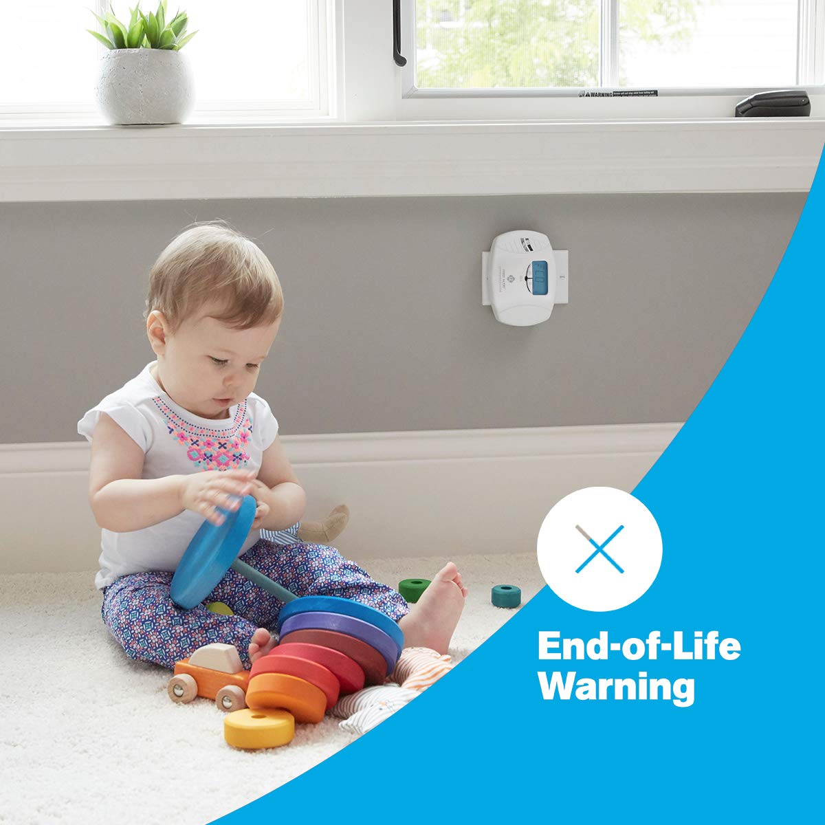 First Alert CO615 easy plug-in installation on standard outlets.