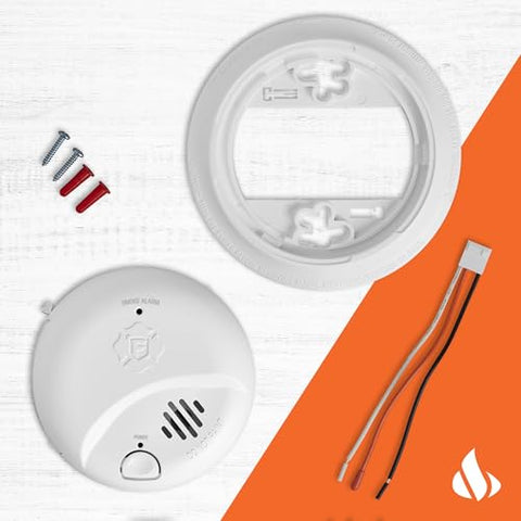 First Alert SMI105-AC 10-year battery backup for power outage protection.