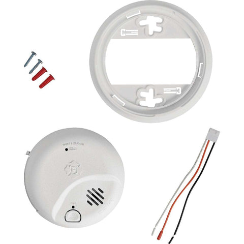 First Alert test/silence button allows quick checks and quiet testing