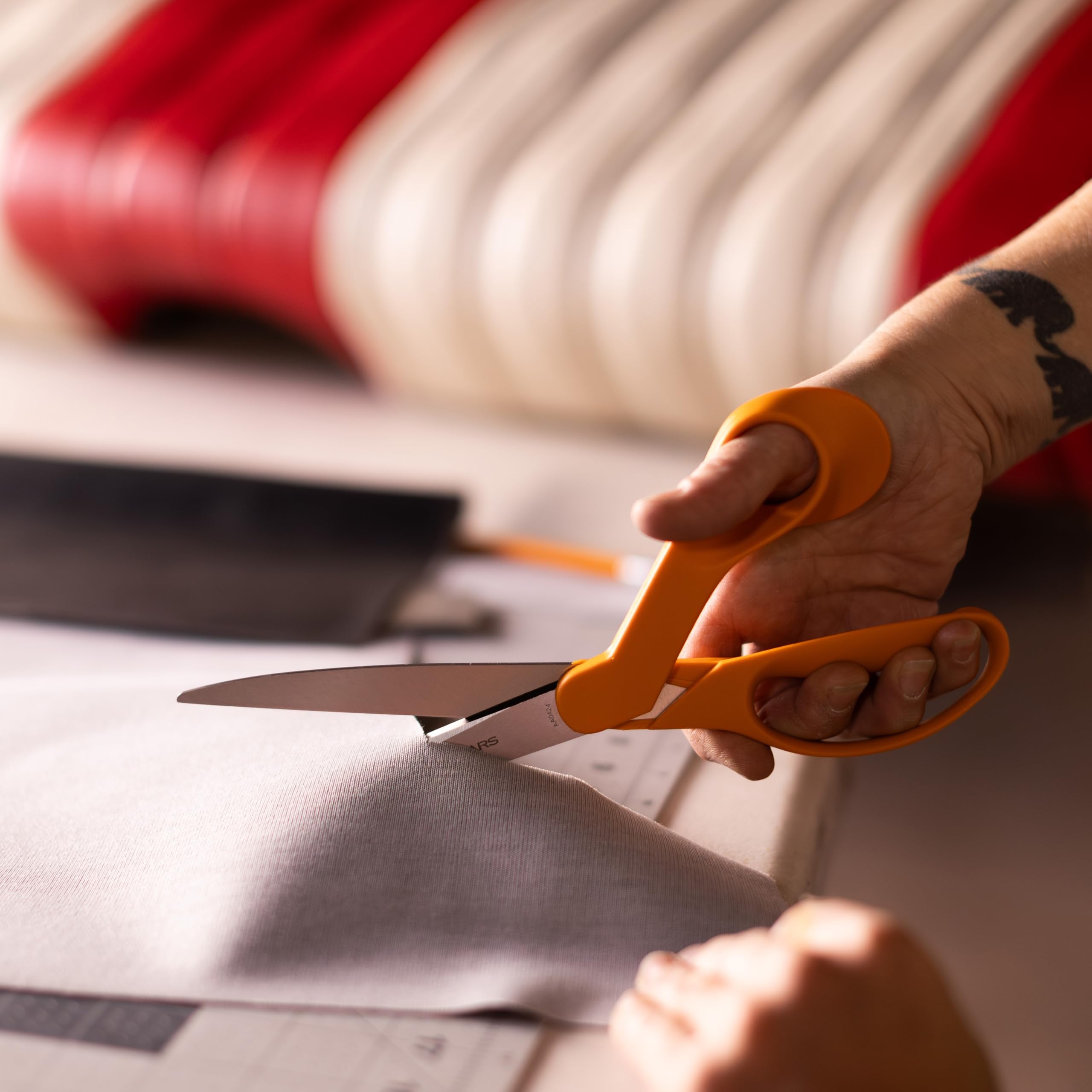 Fiskars 9-inch bent dressmaker shears bent-handle keeps fabric flat for precise cuts