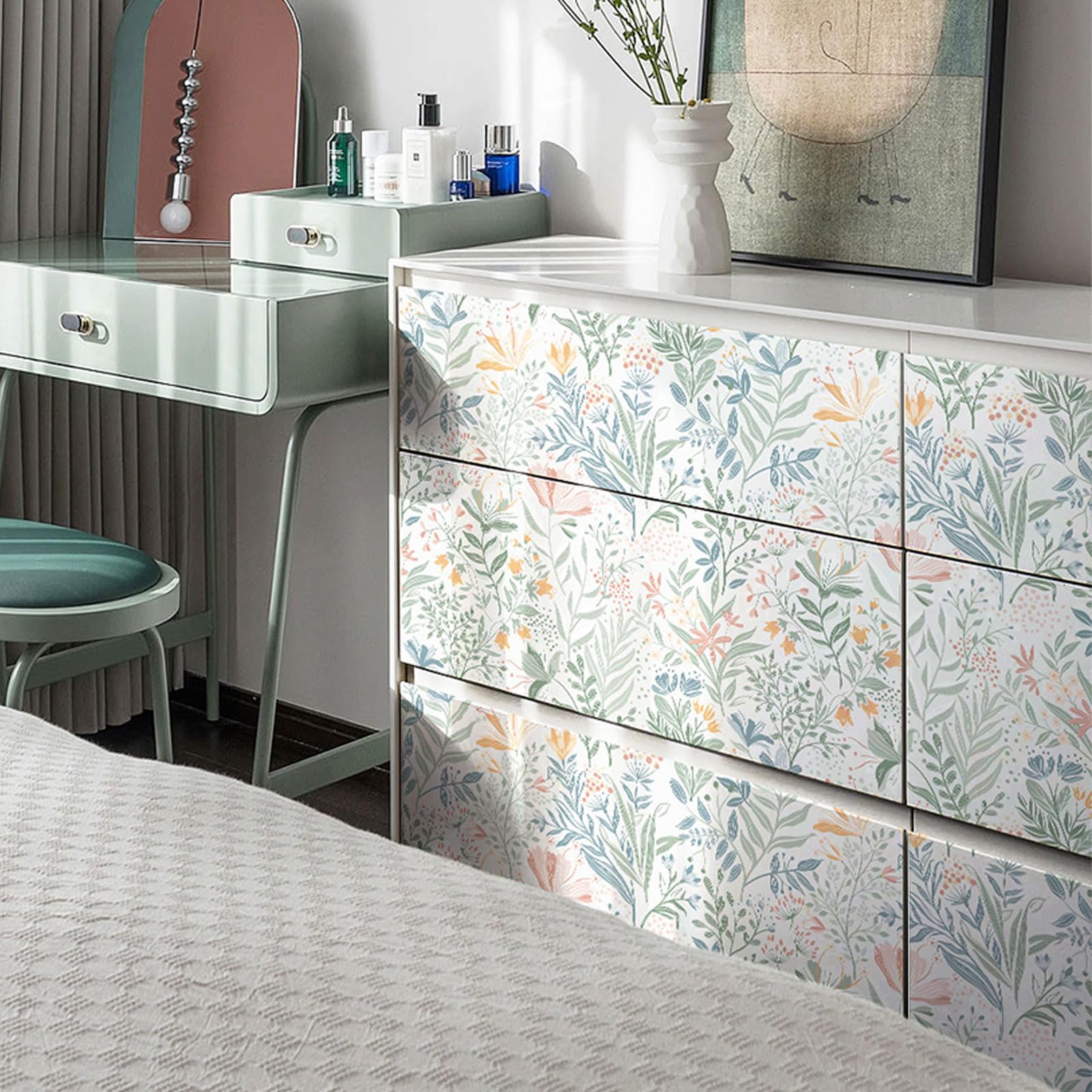 Fititem DIY project wallpaper for doors and hallways highlights floral charm.